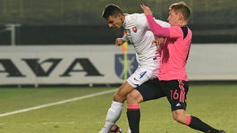 Valjent jediný nehovorí po španielsky. Na Malorke už nie je turista