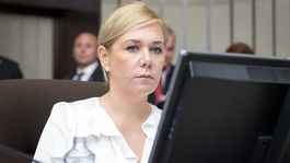 Saková ustúpila tajnej službe