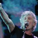 Spevák a skladateľ Roger Waters.