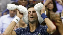 Hľadá sa vzduch. New York siaha na dno šampiónov