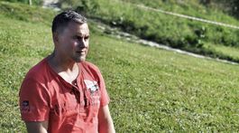 Jozef Mičo z Terchovej vyrába kulisy pre Hollywood