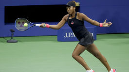 Naomi je ako šťastný trojlístok. Z každého rožku to najlepšie