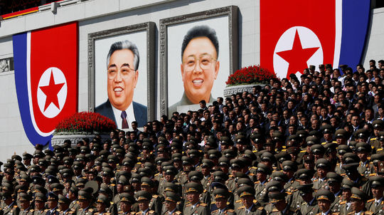 Vojenská prehliadka v KĽDR.