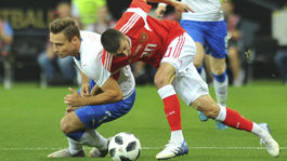 Slávne časy sú preč. Český futbal je ako fackovací panák, ktorý potrebuje lídra