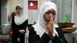 USA znepokojujú represie voči čínskym moslimom, zvažujú sankcie