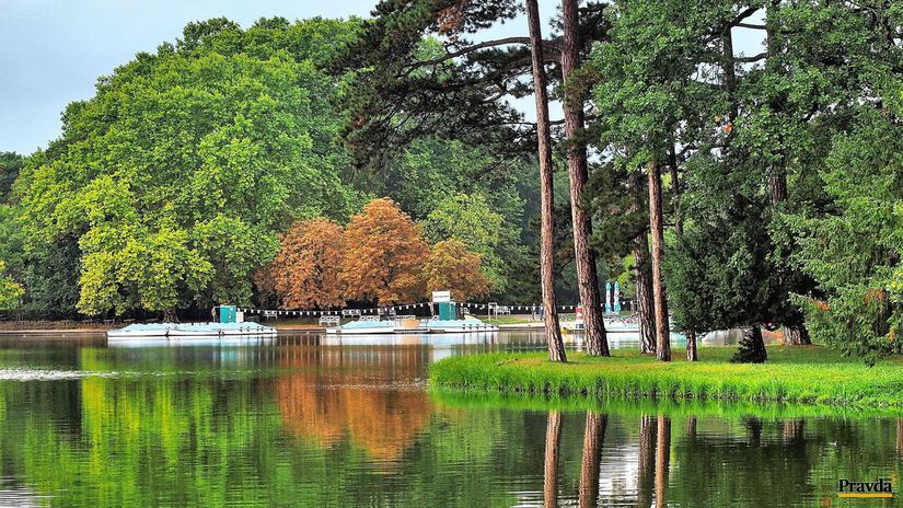 Zámocký park v Laxenburgu.