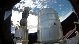 TASS: Na plášti Sojuzu zistili ďalšie stopy po vŕtaní