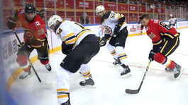 Dvaja mali premiéru za Boston. Slováci žiarili v Číne