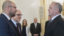 Ústavných sudcov treba voliť ústavnou väčšinou, tvrdí opozícia