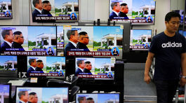 Mun Če-ina privítal v Pchjongjangu vodca Kim i nadšený dav