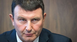 Šéf finančnej správy Imrecze rezignuje, Smer v ňom vidí potenciál