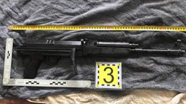 NAKA z úkladnej vraždy a nedovoleného ozbrojovania obvinila dve osoby