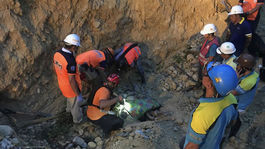 Filipínski vojaci evakuovali vyše 1200 ľudí kvôli hrozbe zosuvu