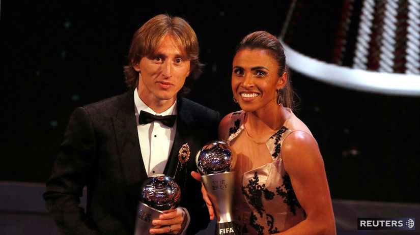 Luka Modrič s najlepšou futbalistkou roka 2018,...