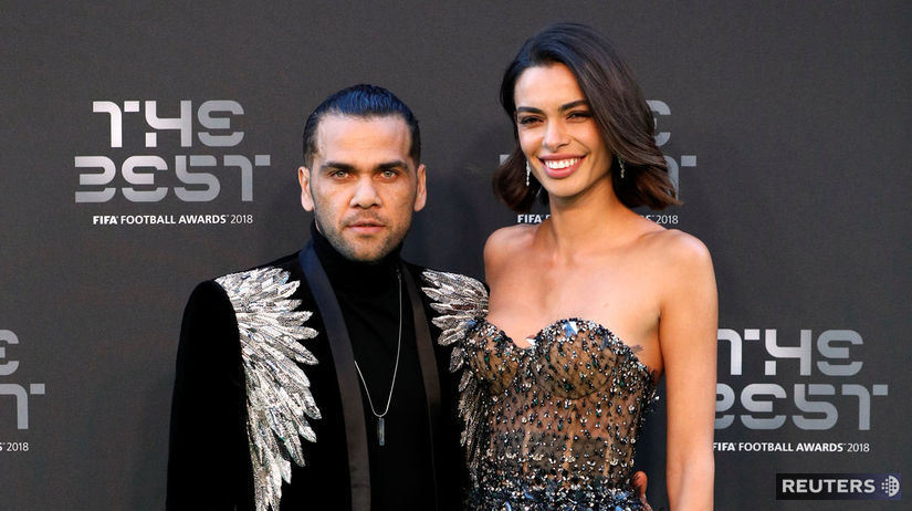 Hráč klubu  Paris St Germain, Dani Alves a jeho...