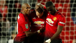 Manchester United končí v Ligovom pohári. Vyradilo ho Lampardovo Derby