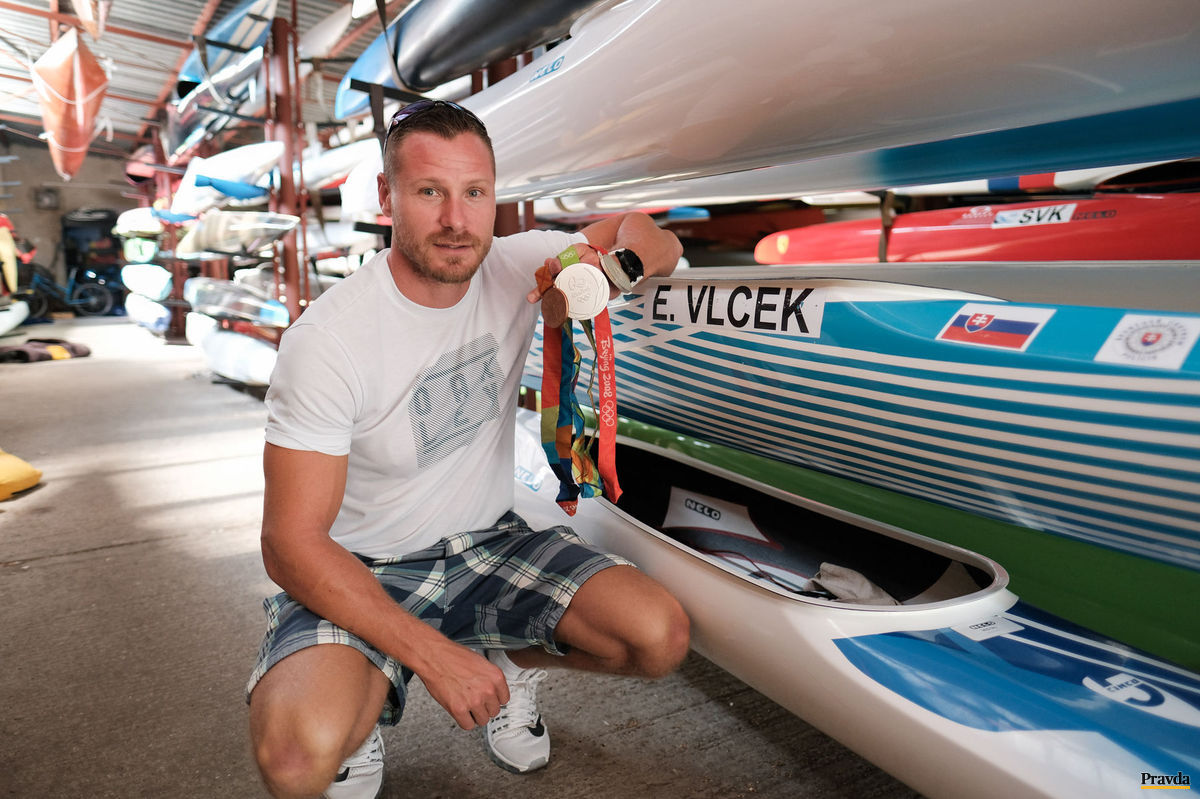 Erik Vlček.