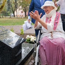 Ľudovít kukorelli, Anna Bergerová, pomník SNP