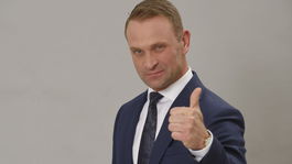 Ďalšia provokácia? Premiér Maštalír predstaví svoju 'štátnu radkyňu'