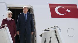 Erdogan pricestoval na trojdňovú oficiálnu návštevu Nemecka