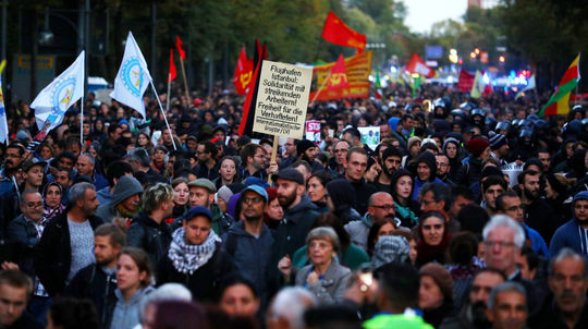 Tisícky ľudí demonštrovali v Berlíne proti Erdoganovi