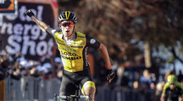 Favoriti na Vuelte oddychovali. Vynikol senzačný víťaz 