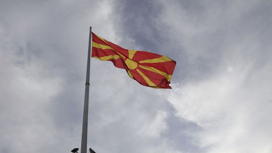 Bulharský parlament schválil protokol o pristúpení Macedónska do NATO