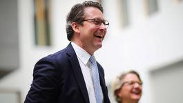 Nemecko zachraňuje naftové motory