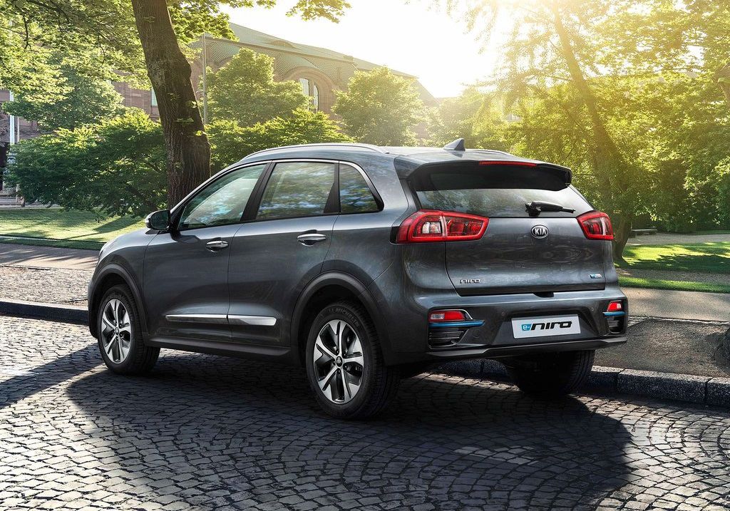 Kia e-Niro môže počítať s kompletnou paletou...