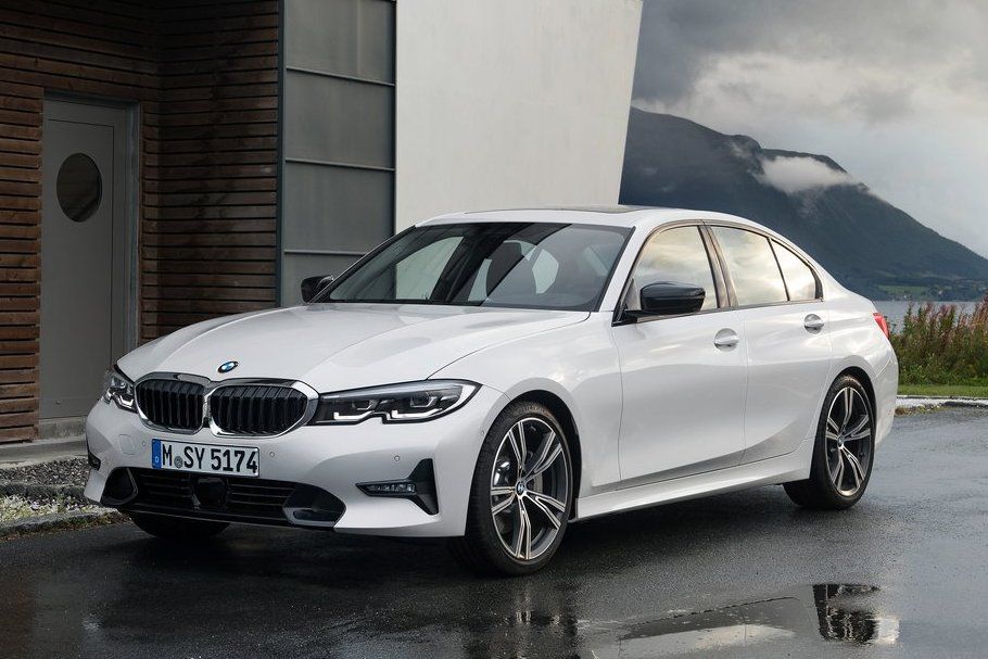 BMW radu 3 sa ušla posledná siedma priečka. Pre...