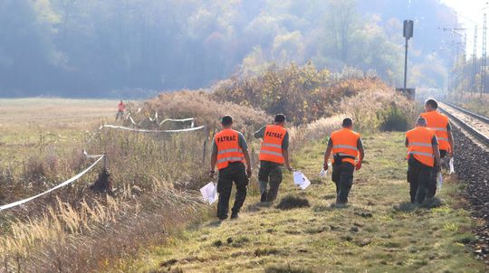 Obaja členovia posádky, ktorí sa v lietadle...