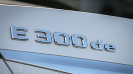 Mercedes-Benz  300 de - plug-in hybrid diesel