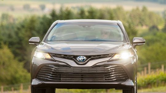 Toyota Camry - 2018