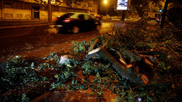 Posttropická cyklóna Leslie dorazila do Portugalska, zranila 27 ľudí