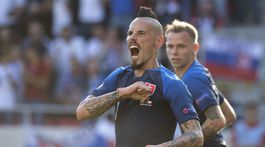 Slováci začnú doma s Čechmi. Do Prahy pocestujú symbolicky 17. novembra