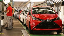 TPCA: Peugeot a Citroën odídu z Kolína. Ich podiel kúpi Toyota