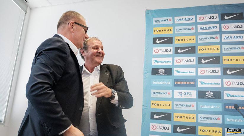 Ján Kozák a prezident SFZ Ján Kováčik.