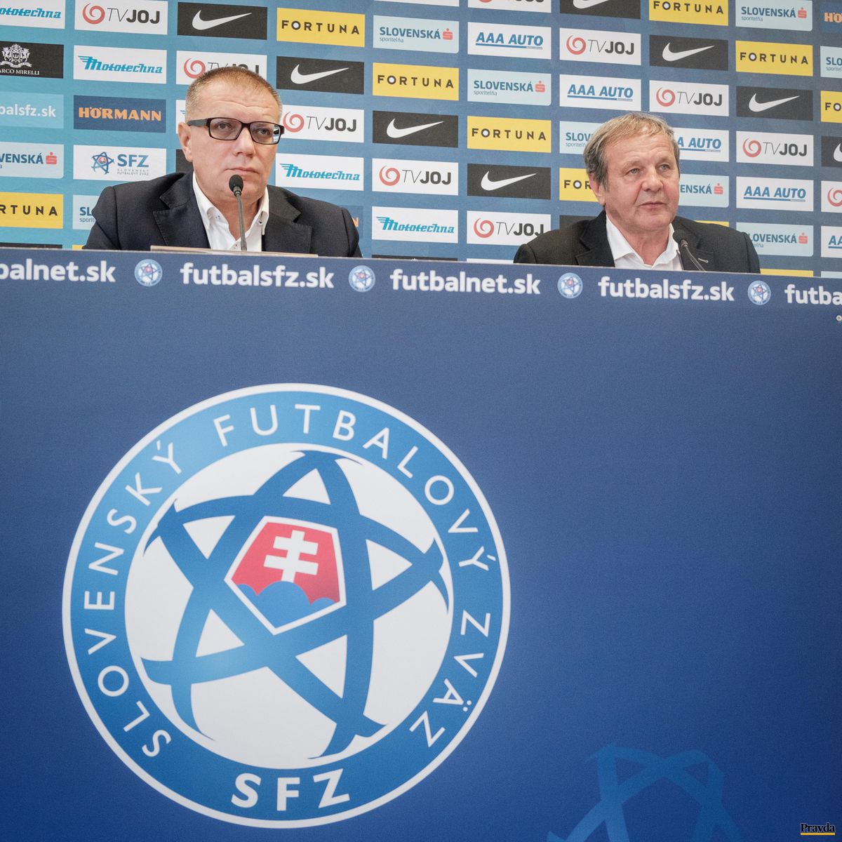 Ján Kozák a šéf SFZ Ján Kováčik.