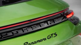 Porsche-Panamera GTS Sport Turismo-2019-1024-0f
