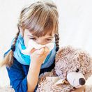 dievča, dieťa, chrípka, nádcha, prechladnutie