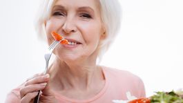 Seniori a výživové problémy: Ako ich neprehliadnuť? 