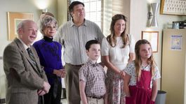 Mladý Sheldon sa vracia tam, kde bol predtým. K nude