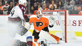 Daňo zažil víťaznú premiéru v drese Colorada, trápenie Detroitu pokračuje