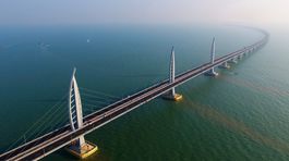 Čína - najdlhší nadmorský most Hongkong