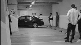 Uťahuje sa slučka? V aute konzulátu mali nájsť Chášakdžího veci