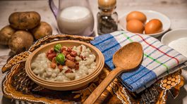 Dejiny písané jedlom, pivom a vínom