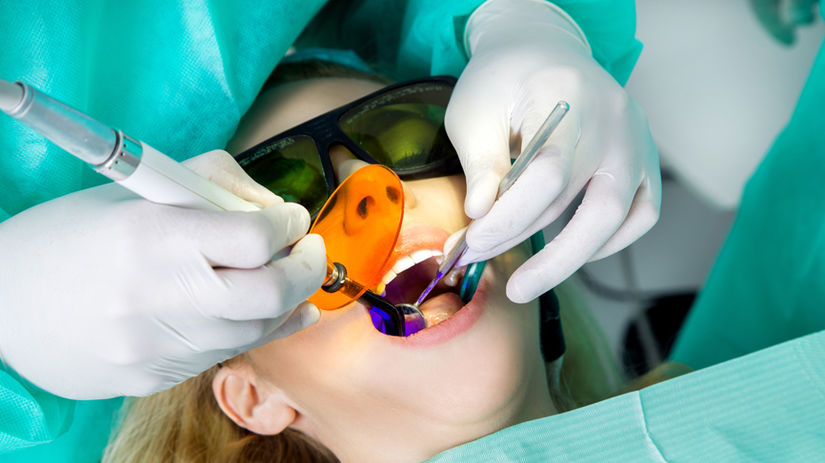 zubár, dentista, dentálna hygiena, pečatenie zubov