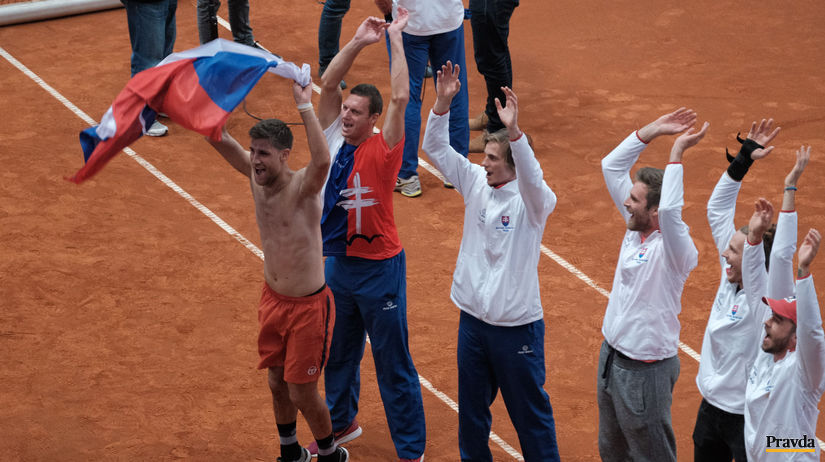 Slovenskí tenisti sa tešia z postupu medzi...