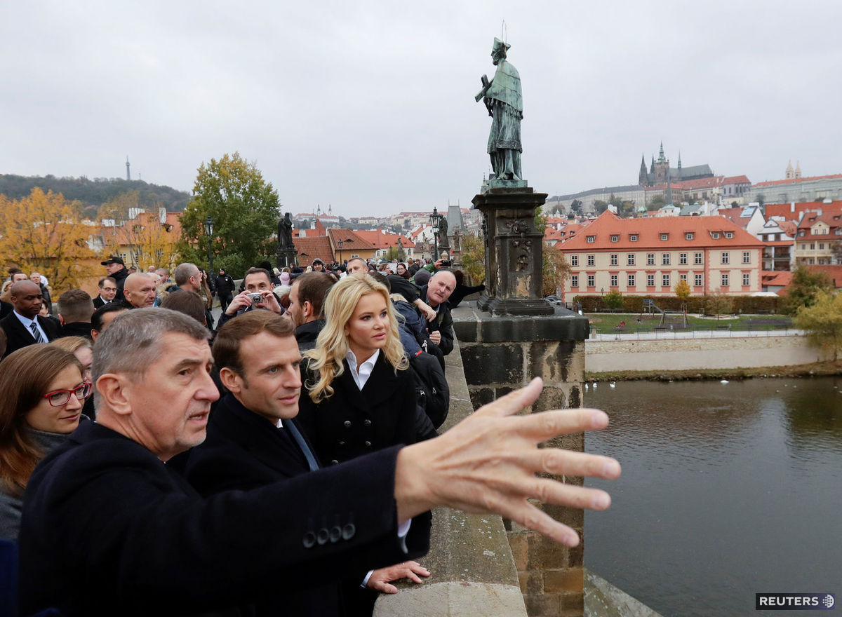 Francúzsky prezident Emmanuel Macron...
