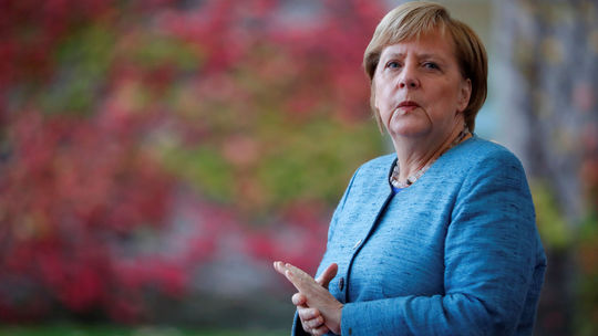 Merkelová si myslí, že v medzinárodných rokovaniach neoslabne